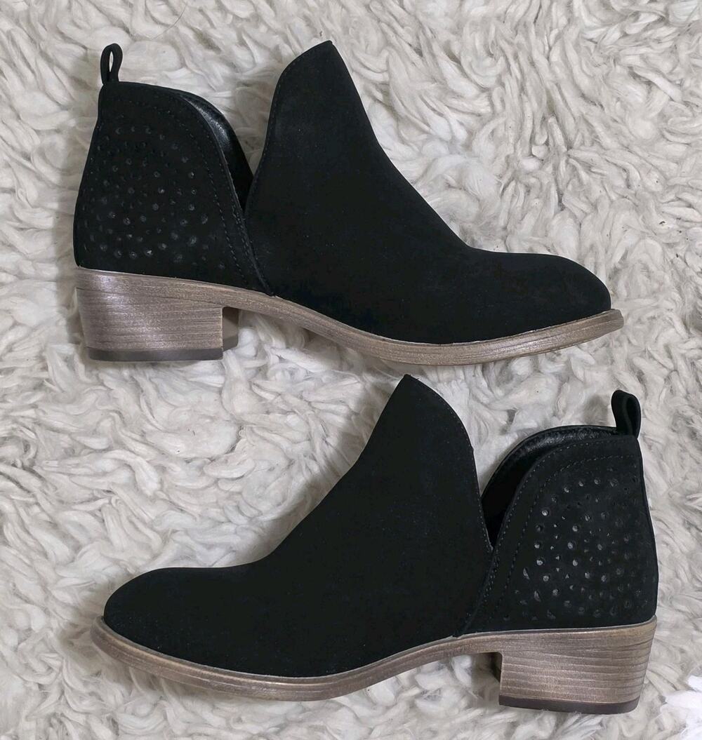 Vepose Women's 912L Ankle Boots Low Heels Chunky Cutout Booties Shoes Size 6